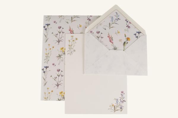 Frühlingshaftes Briefpapier aus Italien mit Gold